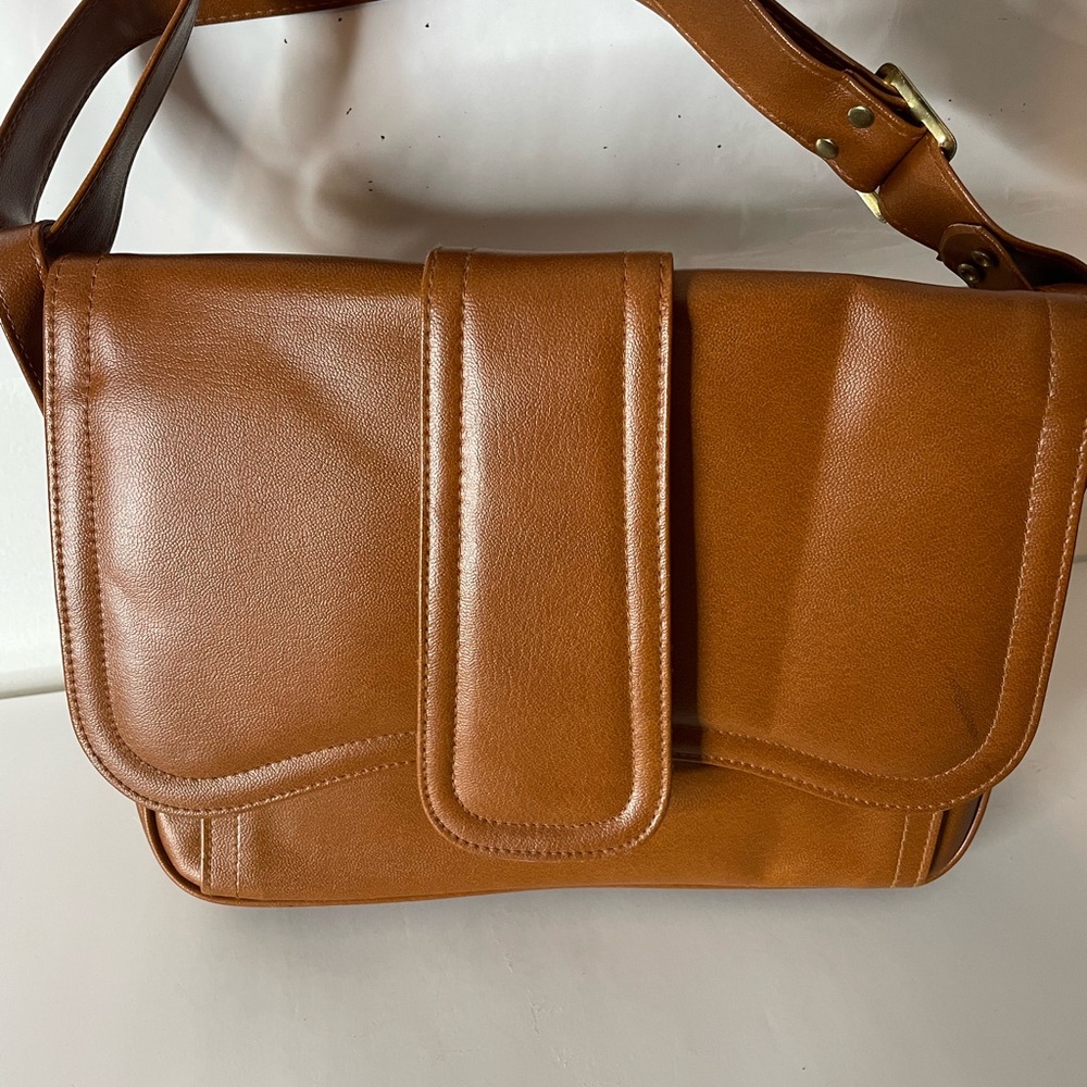 Everyday Tan Crossbody Bag with Flap